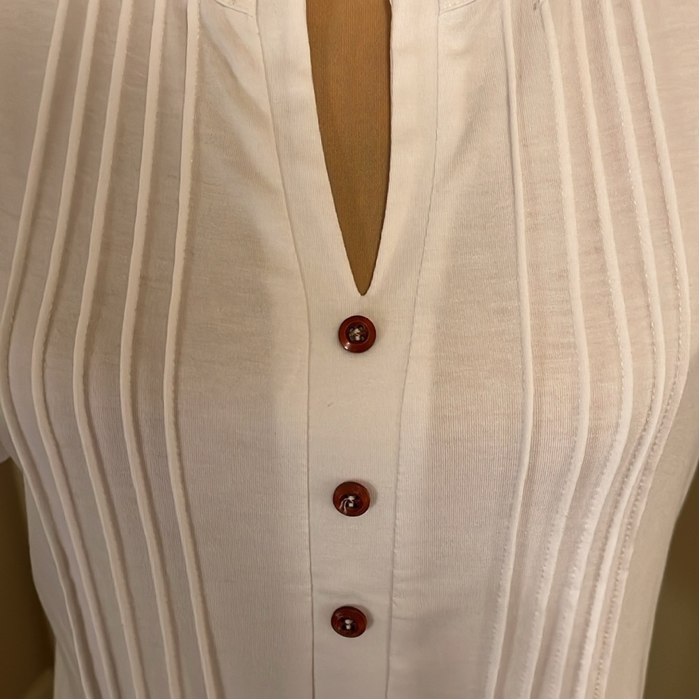 White V-neck tunic top size medium - Picture 2 of 6